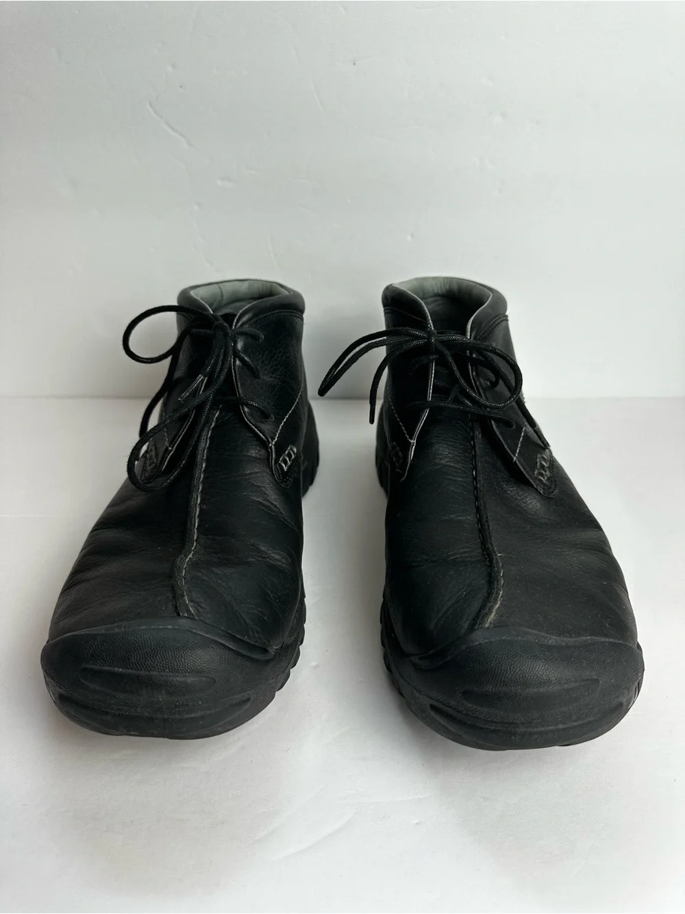 Keen leather chukka